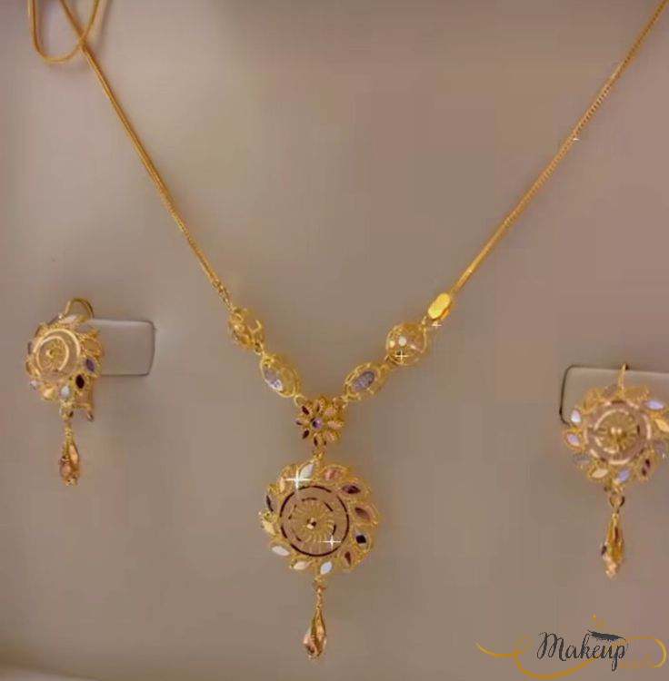 Trendy Gold Necklace